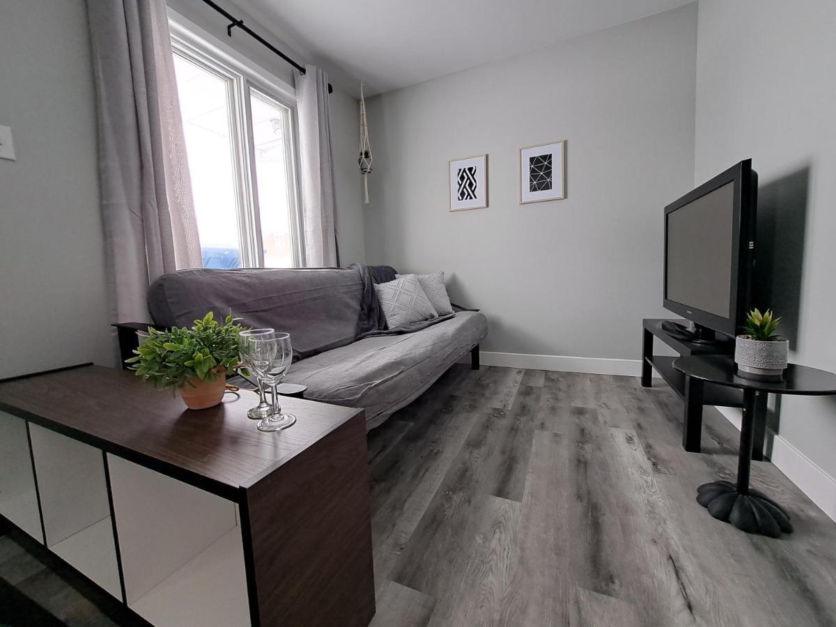 Apartamento Habitations Zenith Sainte-Anne-de-Beaupré Exterior foto