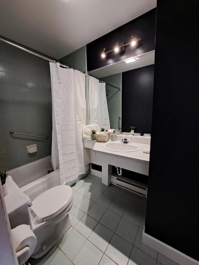 Apartamento Habitations Zenith Sainte-Anne-de-Beaupré Exterior foto
