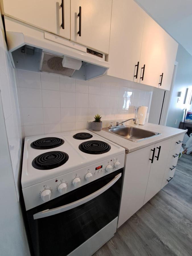 Apartamento Habitations Zenith Sainte-Anne-de-Beaupré Exterior foto