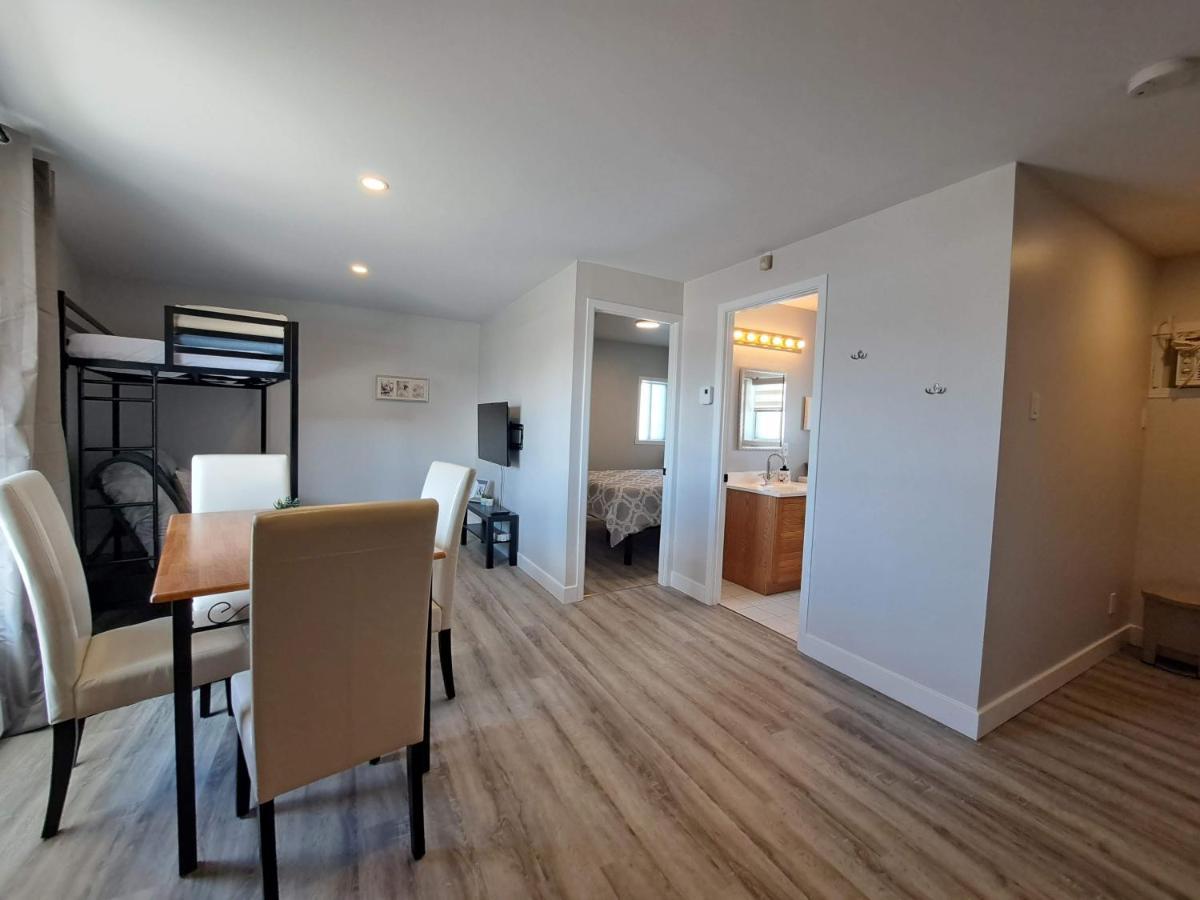 Apartamento Habitations Zenith Sainte-Anne-de-Beaupré Exterior foto